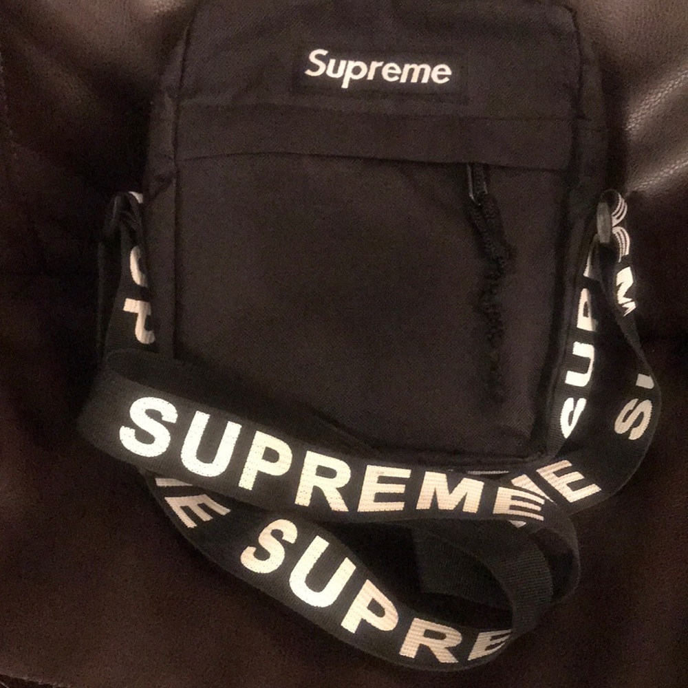 Supreme shoulder bag
